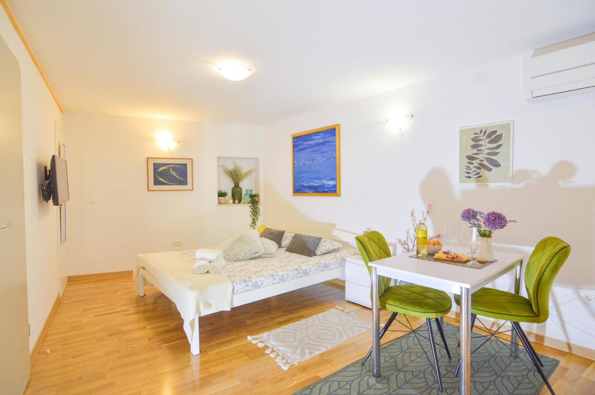 Malvazija 1 And 2 Apartment Rovinj
